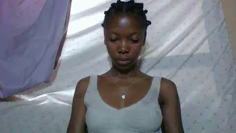 chariola0101 online show from March 2025 10:38:02 PM
