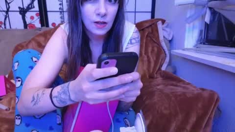 Snapshot of chariotmay chatting on June 2026 02:14:02 AM Chariot May online show from June 2026 02:14:02 AM