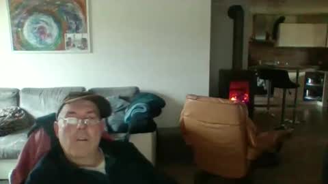 Snapshot of charles6064 chatting on December 2024 10:50:01 AM charles6064 online show from December 2024 10:50:01 AM