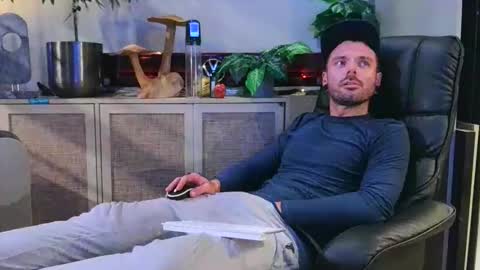 ASSPELUNKER online show from January 2026 02:49:01 AM