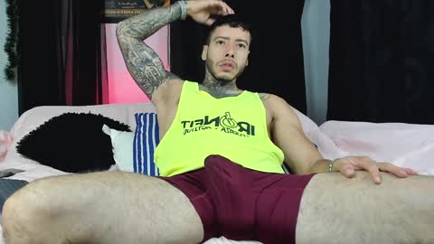 charless_dickenss online show from January 2025 04:23:02 AM