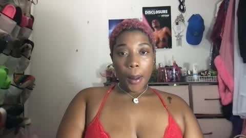 charliecakesssss online show from December 2024 08:15:01 PM