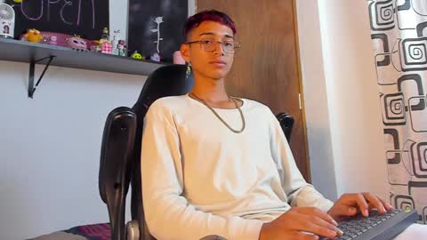 Snapshot of charlieerusso chatting on December 2024 09:41:02 PM Charles Russo online show from December 2024 09:41:02 PM