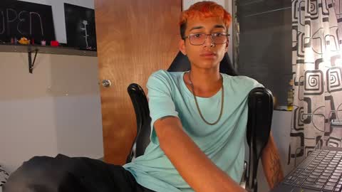 Snapshot of charlieerusso chatting on January 2025 12:55:01 AM Charles Russo online show from January 2025 12:55:01 AM