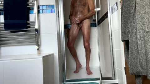 Snapshot of charlieg123 chatting on February 2025 08:59:02 AM Gary online show from February 2025 08:59:02 AM