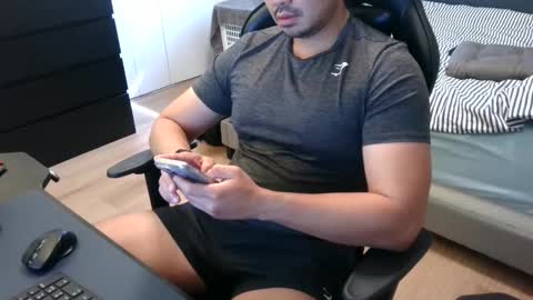 charliekkw online show from September 2025 07:17:02 PM