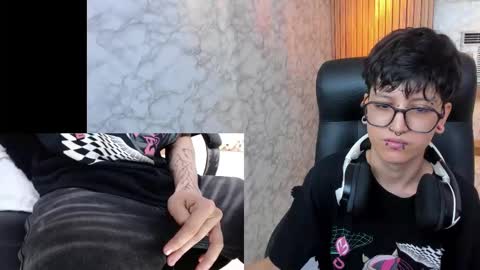 Snapshot of charlietaylor_ chatting on October 2025 12:27:01 PM Charlie online show from October 2025 12:27:01 PM