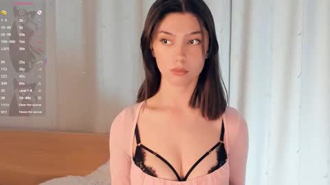 Yumi online show from March 2026 07:50:01 PM