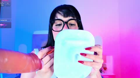 Charloott Evans online show from December 2024 10:26:02 PM