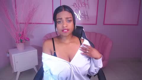 Charlote  online show from January 2025 10:52:02 AM