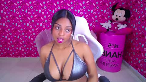 Charlote  online show from February 2025 07:53:02 PM