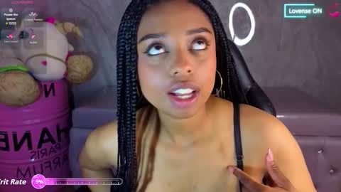 Snapshot of charlote_fun_a chatting on February 2026 12:52:02 PM Charlote online show from February 2026 12:52:02 PM