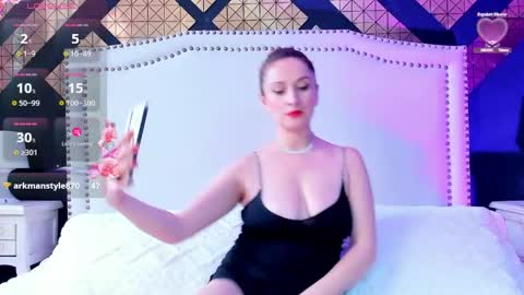 Snapshot of charlote_harper chatting on June 2026 02:55:01 PM Charlote online show from June 2026 02:55:01 PM