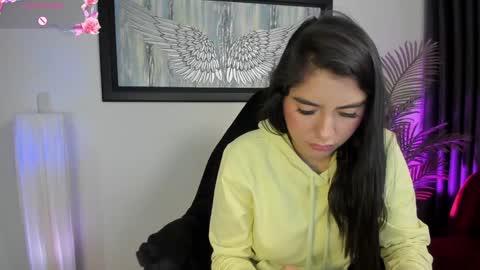 Snapshot of charlote_horny chatting on January 2025 02:42:02 PM Charlote online show from January 2025 02:42:02 PM