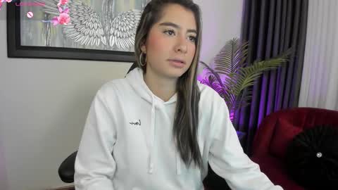 Snapshot of charlote_horny chatting on February 2025 11:55:01 AM Charlote online show from February 2025 11:55:01 AM