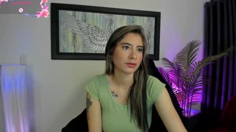 Snapshot of charlote_horny chatting on February 2025 05:42:01 PM Charlote online show from February 2025 05:42:01 PM