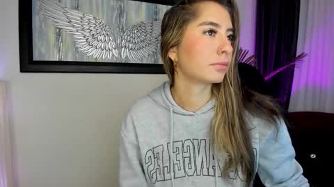 Charlote online show from October 2025 12:49:02 PM