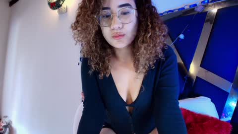 Snapshot of charlotte1117 chatting on December 2024 06:35:02 PM Char 3 online show from December 2024 06:35:02 PM