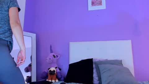 Snapshot of charlotte1117 chatting on October 2025 01:44:01 PM Char 3 online show from October 2025 01:44:01 PM