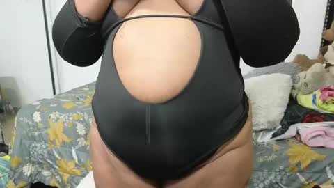 Snapshot of charlotte_027 chatting on March 2025 09:03:02 AM charlotte_027 online show from March 2025 09:03:02 AM