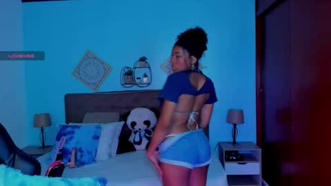 Snapshot of charlotte__bronte chatting on March 2026 09:10:01 PM Charlotte online show from March 2026 09:10:01 PM