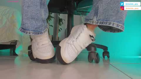 charlotte  grey online show from October 2025 08:27:02 PM