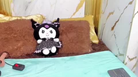 charlotte__milf online show from November 2025 02:54:02 AM