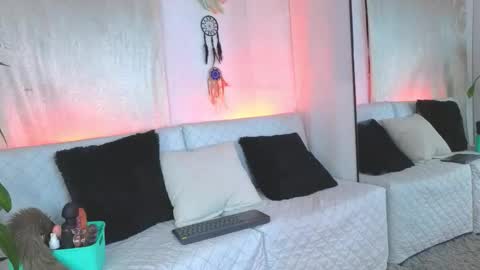 Charlotte online show from October 2025 10:29:01 AM