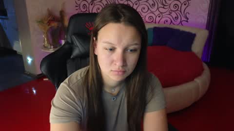 Charlotte online show from December 2024 10:57:02 PM