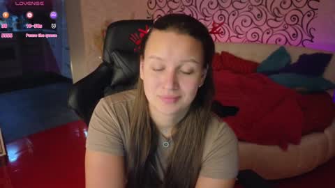 Charlotte online show from December 2024 04:00:02 PM