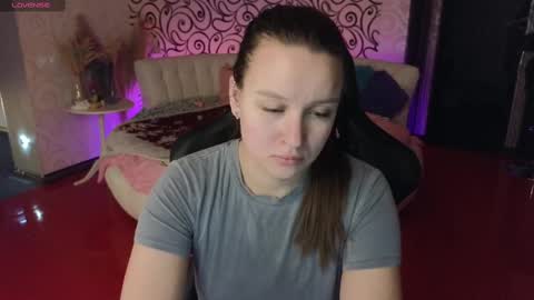 Charlotte online show from February 2025 10:42:02 PM