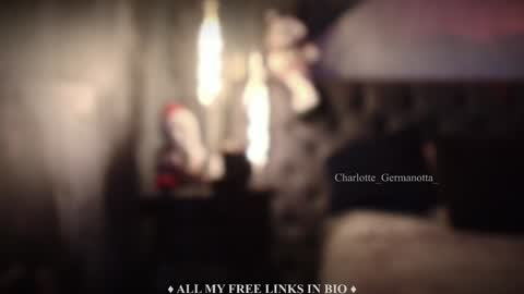 Charlotte online show from December 2024 04:08:02 PM