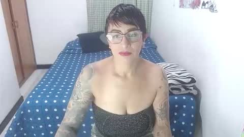 Snapshot of charlotte_gray_1 chatting on May 2026 09:49:01 AM Charlotte online show from May 2026 09:49:01 AM