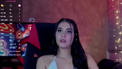 Snapshot of charlotte_greys chatting on February 2025 05:08:01 AM Charlotte online show from February 2025 05:08:01 AM