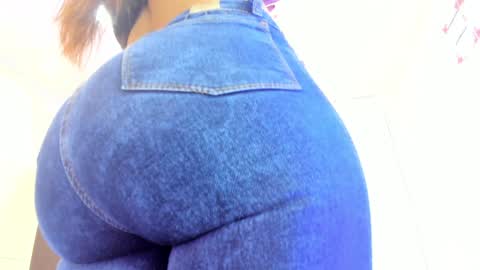 Charlotte Icee online show from December 2024 03:55:01 PM