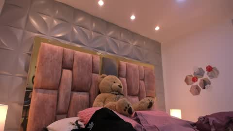 Charlotte Icee online show from April 2026 05:07:01 PM