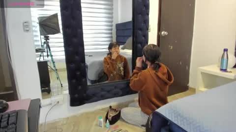 Charlotte online show from October 2025 12:04:02 PM