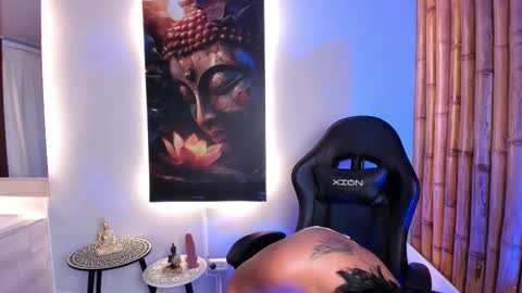 Snapshot of charlotte_mitchell_25 chatting on October 2025 12:08:02 PM CHARLOTTE online show from October 2025 12:08:02 PM