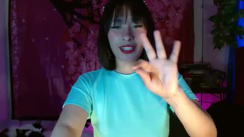 charlotte_morh_ online show from April 2026 04:02:02 PM