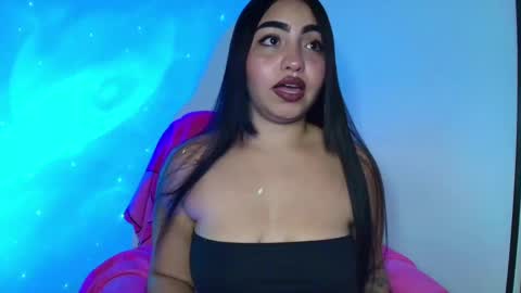Snapshot of charlotte_princess_1 chatting on February 2025 05:02:01 AM charlotte_princess_1 online show from February 2025 05:02:01 AM