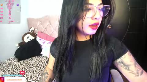 Snapshot of charlotte_queen20 chatting on June 2026 04:32:02 AM Charlotte online show from June 2026 04:32:02 AM