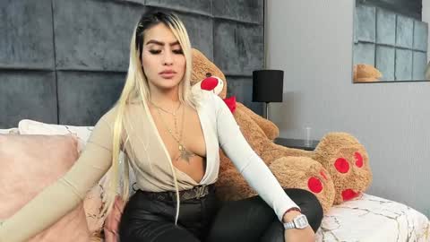 Snapshot of charlotte_w1 chatting on December 2024 06:35:02 PM charlotte madison online show from December 2024 06:35:02 PM