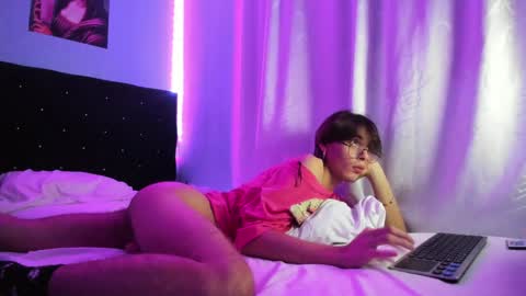 charlotte_xc online show from February 2025 04:33:01 AM