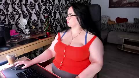 Charlotte Diamonds online show from December 2024 01:26:02 AM