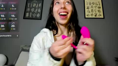 charlottee_love_ online show from April 2026 11:24:02 AM