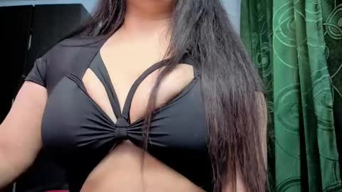 Snapshot of charlottee_lovee69 chatting on May 2026 02:20:02 AM Natalia online show from May 2026 02:20:02 AM