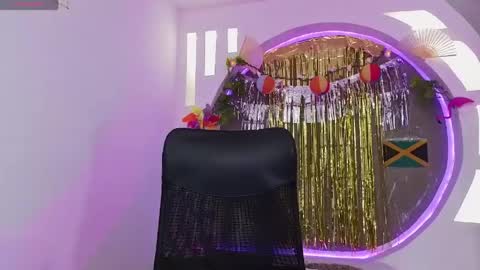 Charlote online show from April 2026 02:47:02 AM