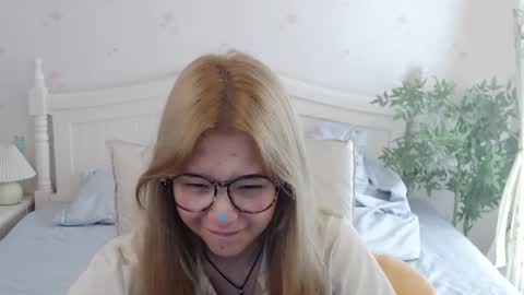 Charlotte online show from October 2025 02:29:01 AM