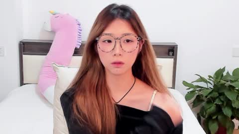 Charlotte online show from April 2026 04:48:01 PM