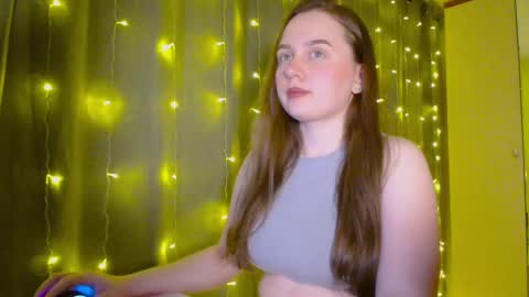 Kira online show from January 2025 01:53:01 PM